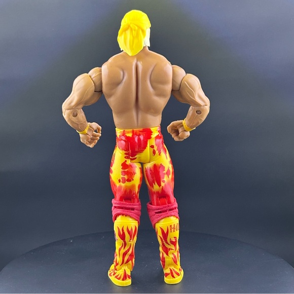 Jakks WWE Classic Superstars 12 “Hollywood” Hulk Hogan Wrestling Figure 2006 WWF - Picture 4 of 8